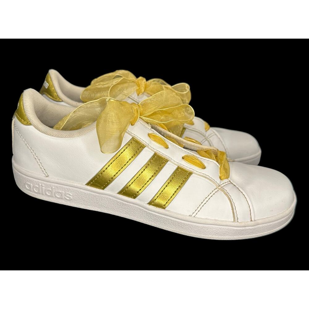 Adidas Superstar Foundation PGD 789006 Gold & White Sneakers Kids Size 4